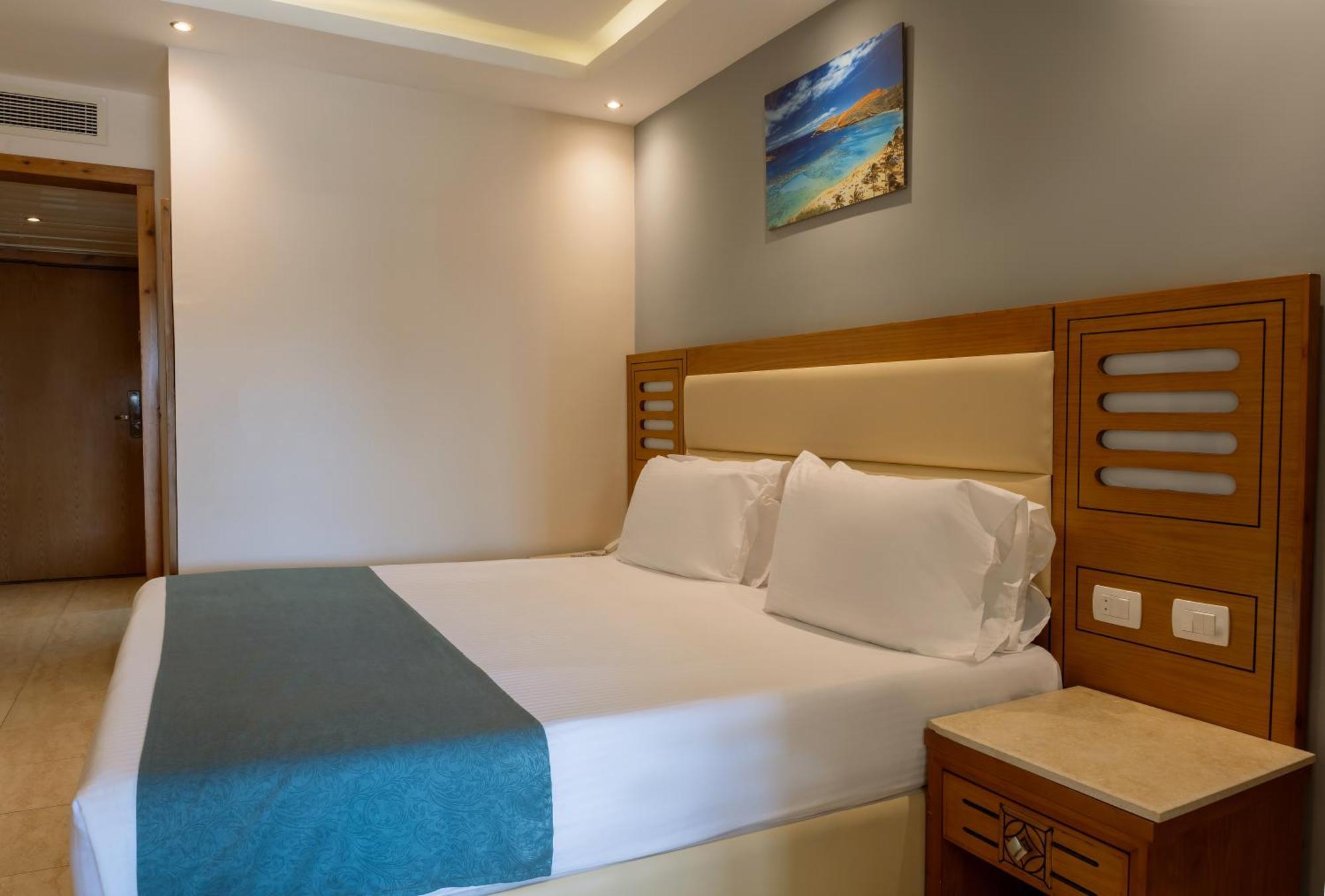 Sunrise Alora Aqua Park Resort Hurghada Esterno foto